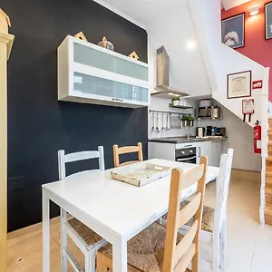 guestready-baixa-blues-apartment-for-4-people.hotels-lisbon-portugal.com/